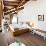 Lhp Hotel 5*