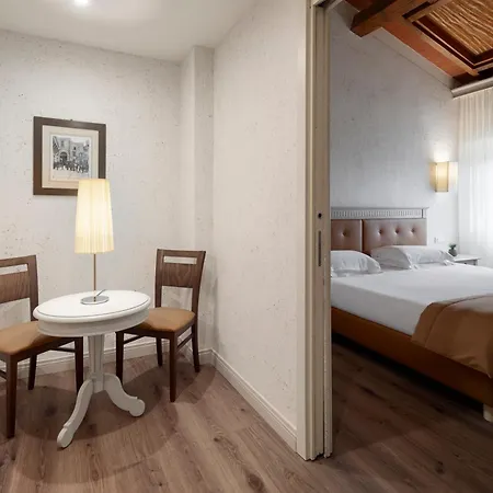Otel Lhp 4*