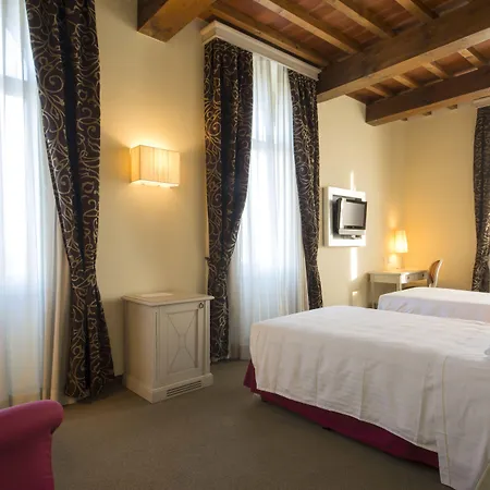 Lhp 5* צ'רטאלדו